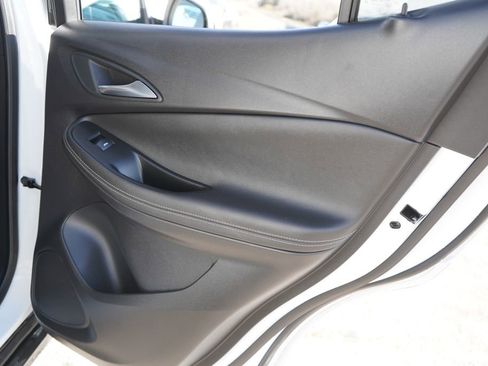 Used 2024 Buick Encore GX Sport Touring image 19