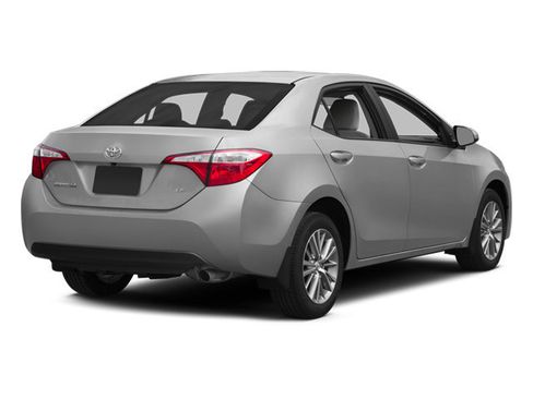 Used 2014 Toyota Corolla LE FWD image 2