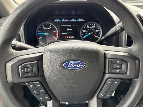Used 2022 Ford F350 XLT w/ Camper Package image 24