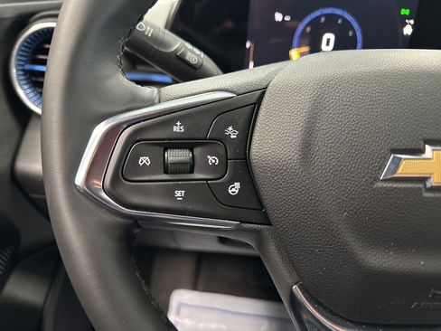 Certified 2025 Chevrolet Trax LT w/ LT Convenience Package image 34