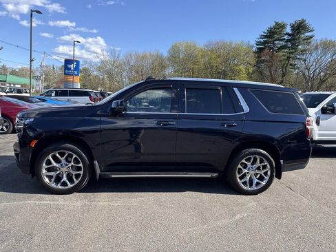 Used 2021 Chevrolet Tahoe LT w/ LT Signature Package AWD/4WD image 2