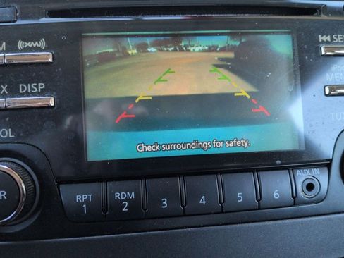 Used 2015 Nissan Leaf S w/ Charge Package image 13