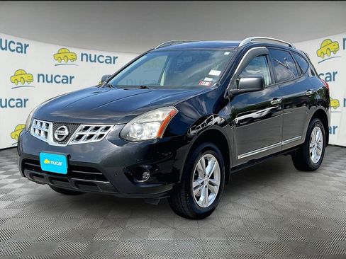 Used 2015 Nissan Rogue S w/ Convenience Package AWD/4WD image 3
