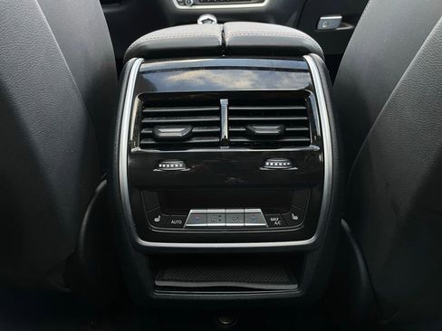 Used 2023 BMW X5 xDrive45e image 30