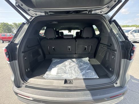 New 2026 GMC Acadia Elevation w/ Elevation Premium Package AWD/4WD image 20