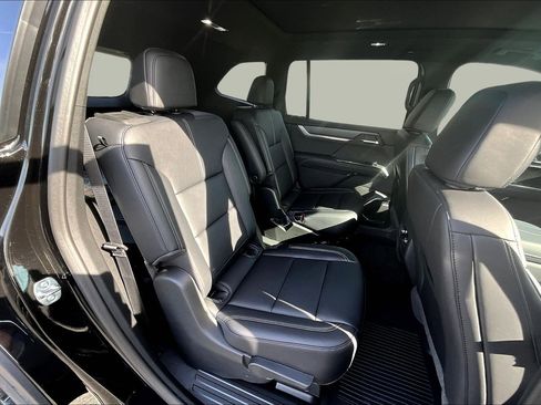 New 2026 GMC Acadia Elevation w/ Black Edition FWD image 11