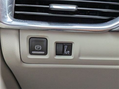 Used 2021 Cadillac XT4 Premium Luxury w/ Driver Awareness Package image 25