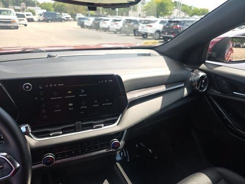 Used 2025 Chevrolet Equinox LT w/ Convenience Package II AWD/4WD image 18