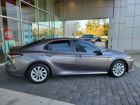 Certified 2023 Toyota Camry LE image 7