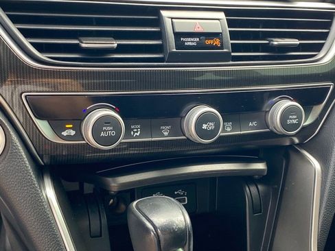 Used 2022 Honda Accord Sport image 19