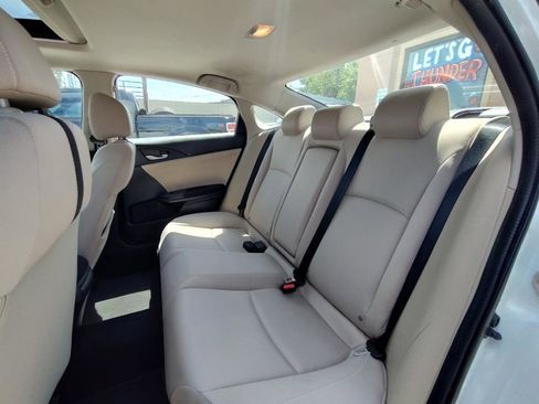 Used 2017 Honda Civic EX image 32