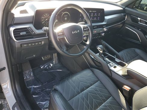 Used 2024 Kia Telluride SX Prestige X-Pro image 6