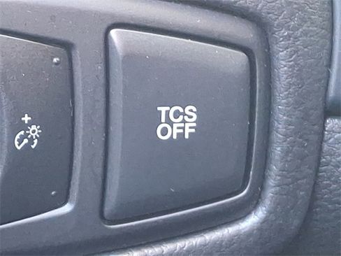 Used 2024 Ford Edge SEL image 24