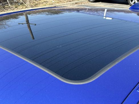 Used 2020 BMW 330i xDrive Sedan w/ M Sport Package image 11