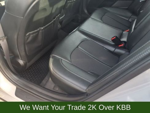 Used 2022 Kia K5 GT-Line image 12