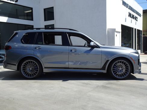 Used 2023 BMW ALPINA XB7 image 8