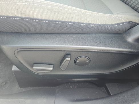 Used 2020 Ford Escape SE Sport image 16