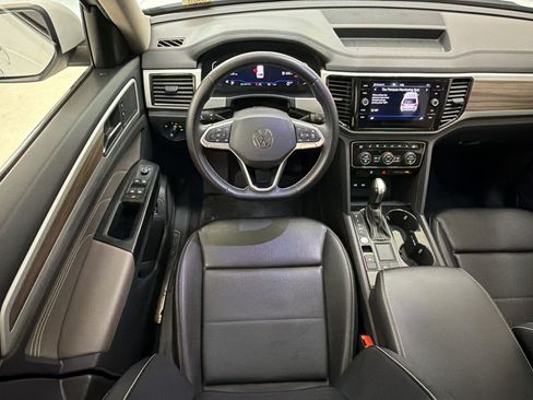 Used 2021 Volkswagen Atlas SEL FWD image 29