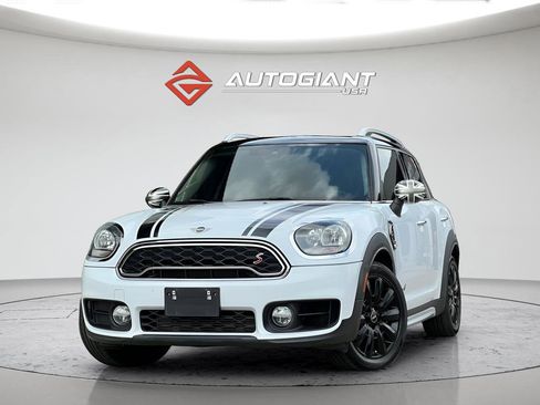 Used 2019 MINI Cooper Countryman S image 1