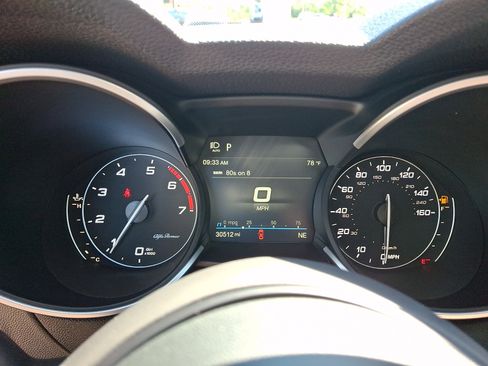 Used 2023 Alfa Romeo Stelvio Ti AWD/4WD image 25