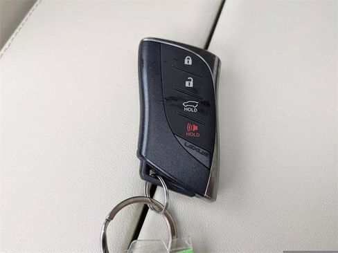 Certified 2023 Lexus GX 460 Premium w/ Premium Plus Package image 31