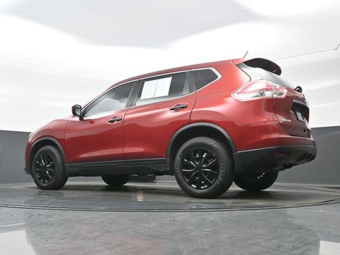 Used 2016 Nissan Rogue S image 25