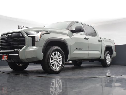 Used 2026 Toyota Tundra SR5 AWD/4WD image 32