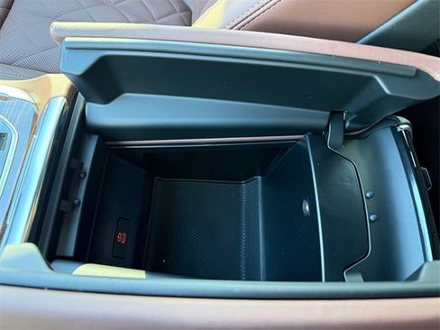 New 2026 BMW X5 xDrive50e w/ Climate Comfort Package image 25