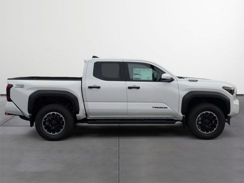 New 2026 Toyota Tacoma TRD Off-Road AWD/4WD image 6