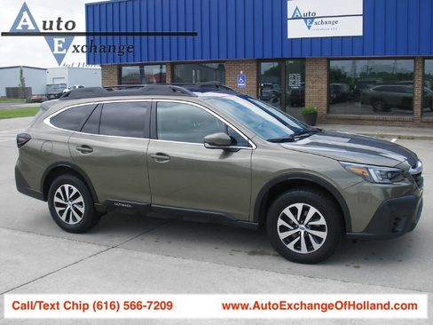 Used 2021 Subaru Outback Premium w/ Popular Package #1 AWD/4WD image 1