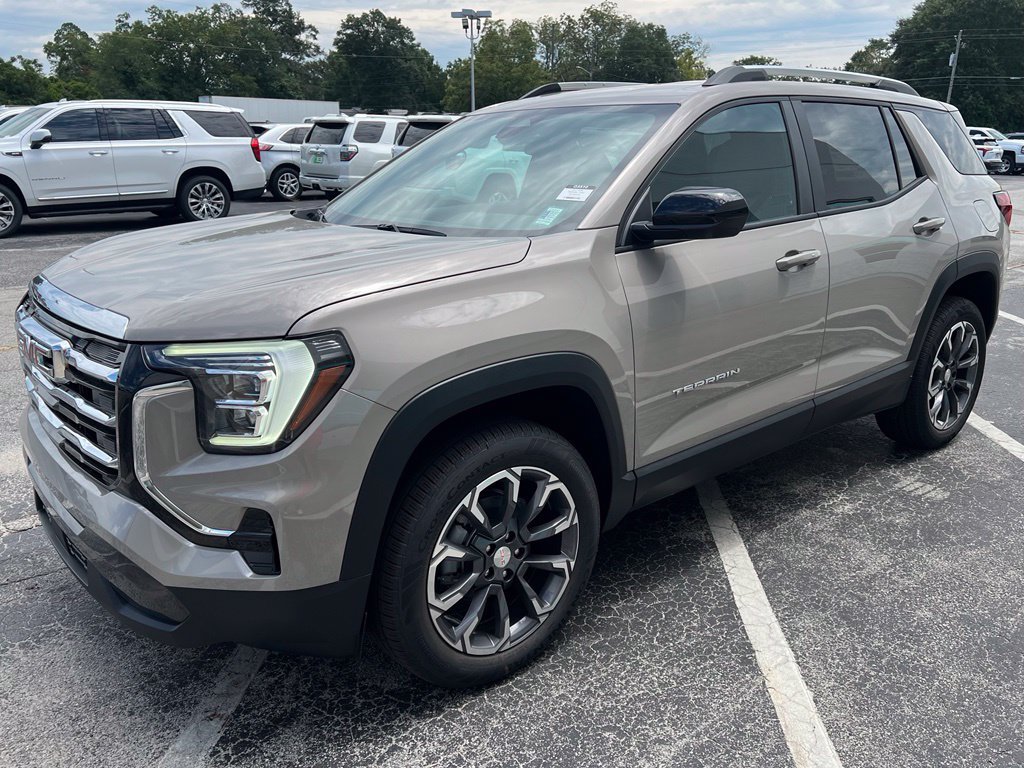 New 2027 GMC Terrain Elevation w/ Elevation Premium Package FWD image 25