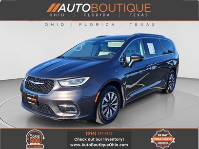 Used 2021 Chrysler Pacifica Touring-L