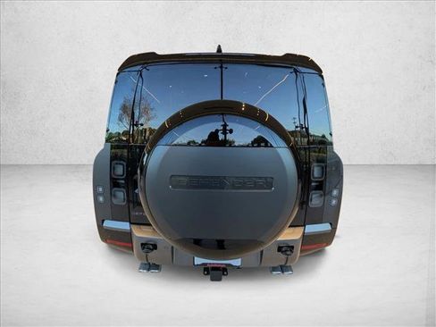 New 2026 Land Rover Defender 130 V8 image 8