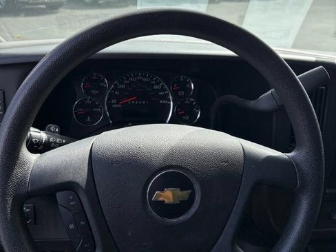 Used 2019 Chevrolet Express 2500 w/ Driver Convenience Package RWD image 11