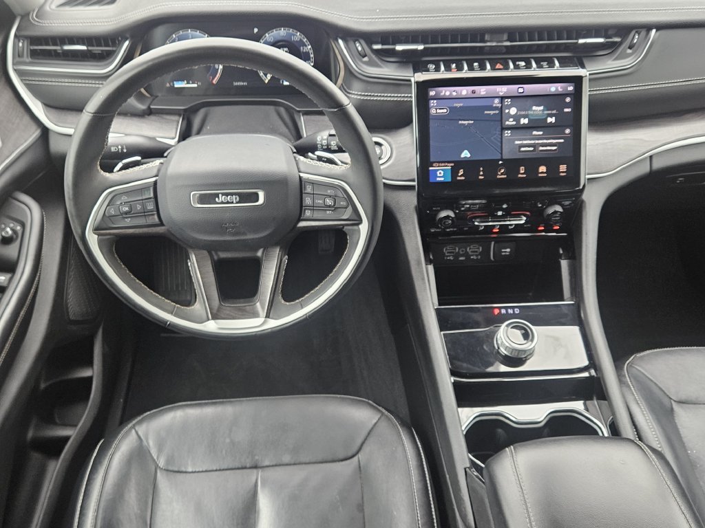 Used 2023 Jeep Grand Cherokee L Limited w/ Black Appearance Package RWD image 27