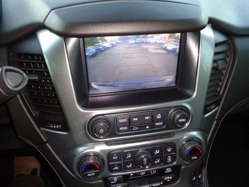 Used 2019 Chevrolet Tahoe LT AWD/4WD image 25