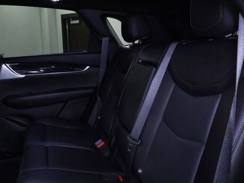 Used 2021 Cadillac XT5 Premium Luxury image 15