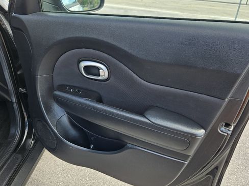 Used 2015 Kia Soul image 13