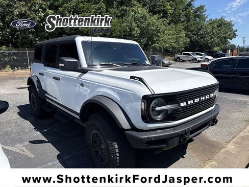 Used 2024 Ford Bronco Wildtrak AWD/4WD image 1