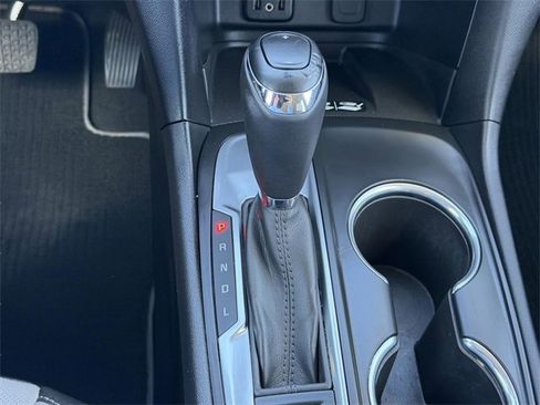 Used 2018 Chevrolet Equinox Premier image 22