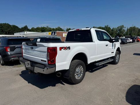 Used 2022 Ford F350 XLT w/ XLT Premium Package AWD/4WD image 3