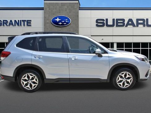Certified 2024 Subaru Forester Premium AWD/4WD image 12