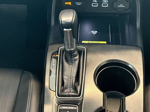 Used 2023 Honda Civic Touring image 21