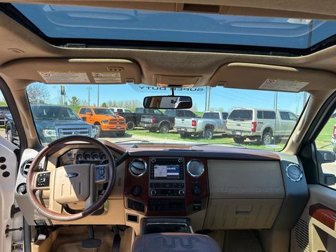Used 2011 Ford F350 King Ranch w/ King Ranch w/Chrome Pkg AWD/4WD image 29