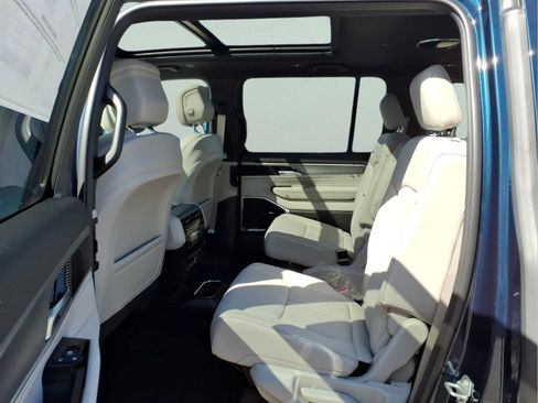 New 2026 Jeep Grand Wagoneer Limited AWD/4WD image 12