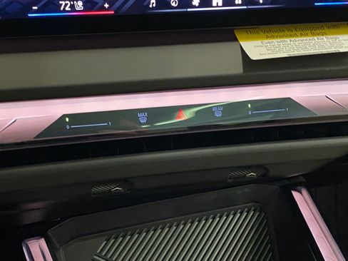 Used 2026 BMW X3 xDrive30 w/ Premium Package image 18