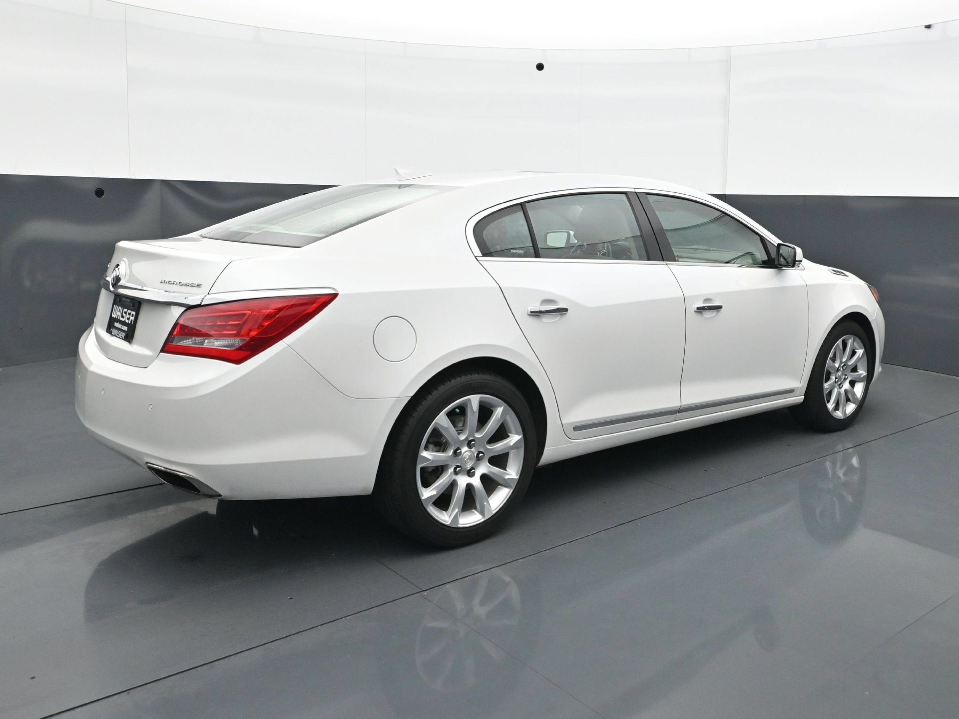Used 2016 Buick LaCrosse Premium w/ Driver Confidence Package #1 FWD image 7