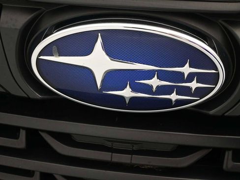 Used 2023 Subaru Forester Premium AWD/4WD image 39