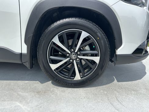 Certified 2024 Toyota Corolla Cross AWD Hybrid w/ Convenience Package image 13