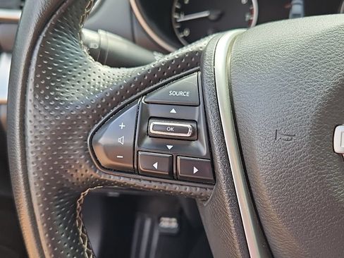 Used 2023 Nissan Maxima SV w/ Floor Mat Group FWD image 10